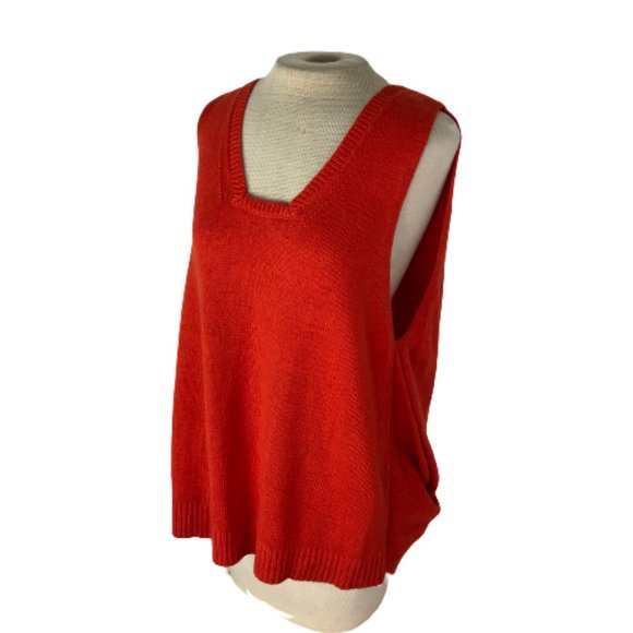 CAbi Tops - Cabi Asymmetrical Drapey Sweater Tank Top